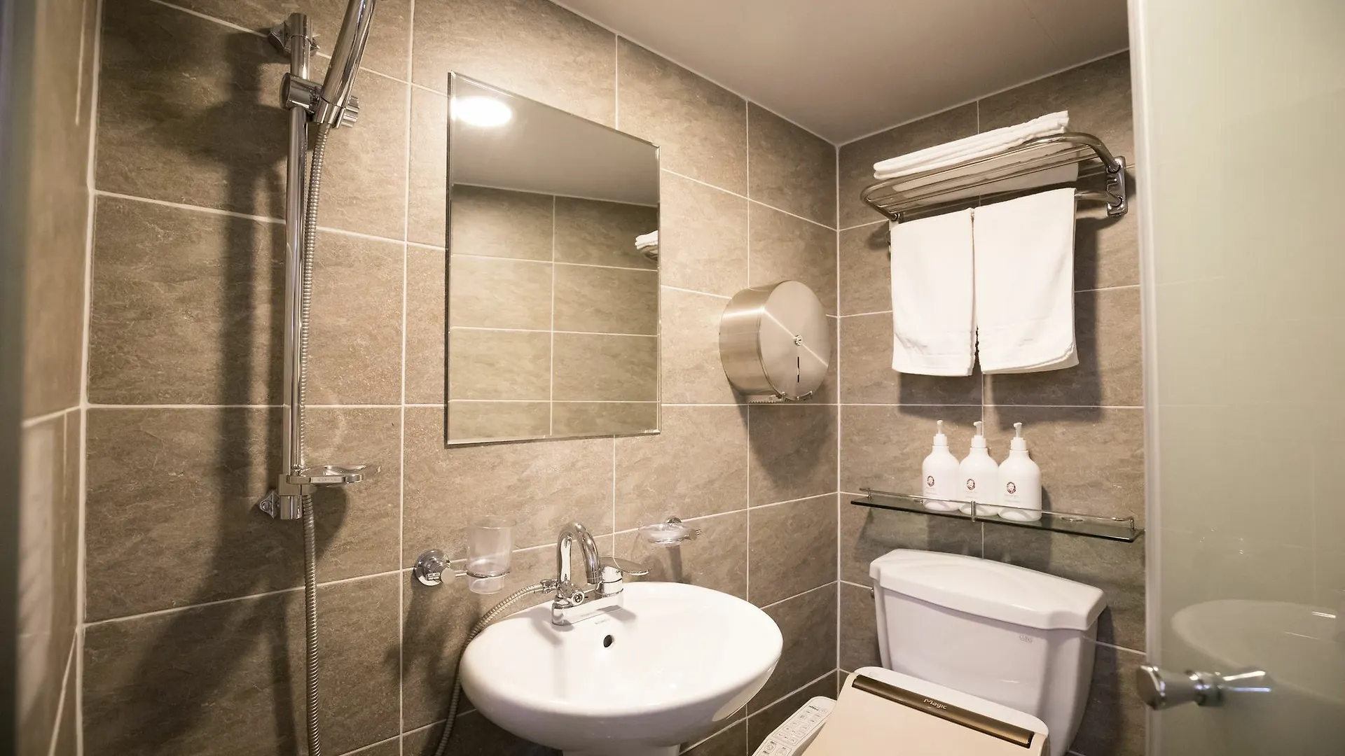 Philstay Dongdaemun Avenue Seoul 2*,  South Korea